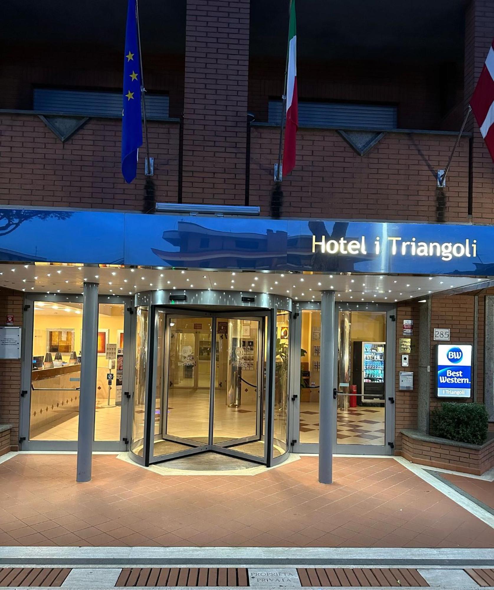 ベスト ウエスタン ホテル イ トリアンゴリ Infernetto エクステリア 写真